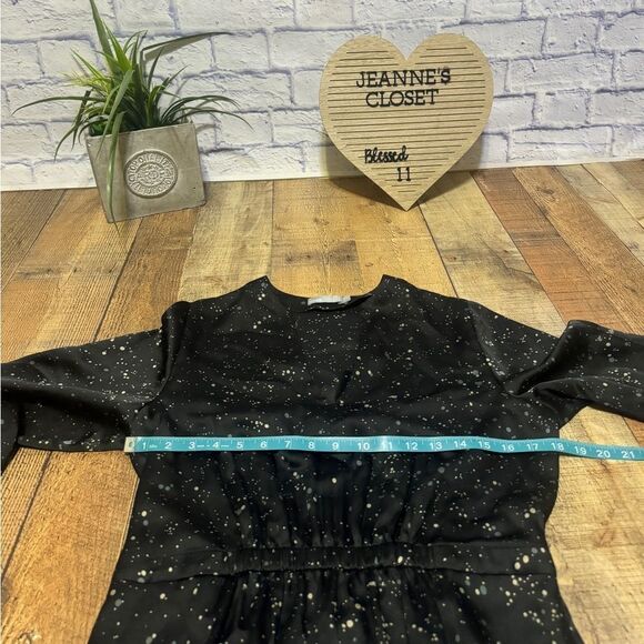 VINCE
Constellation Print Poet Dress - Picture 6 of 13